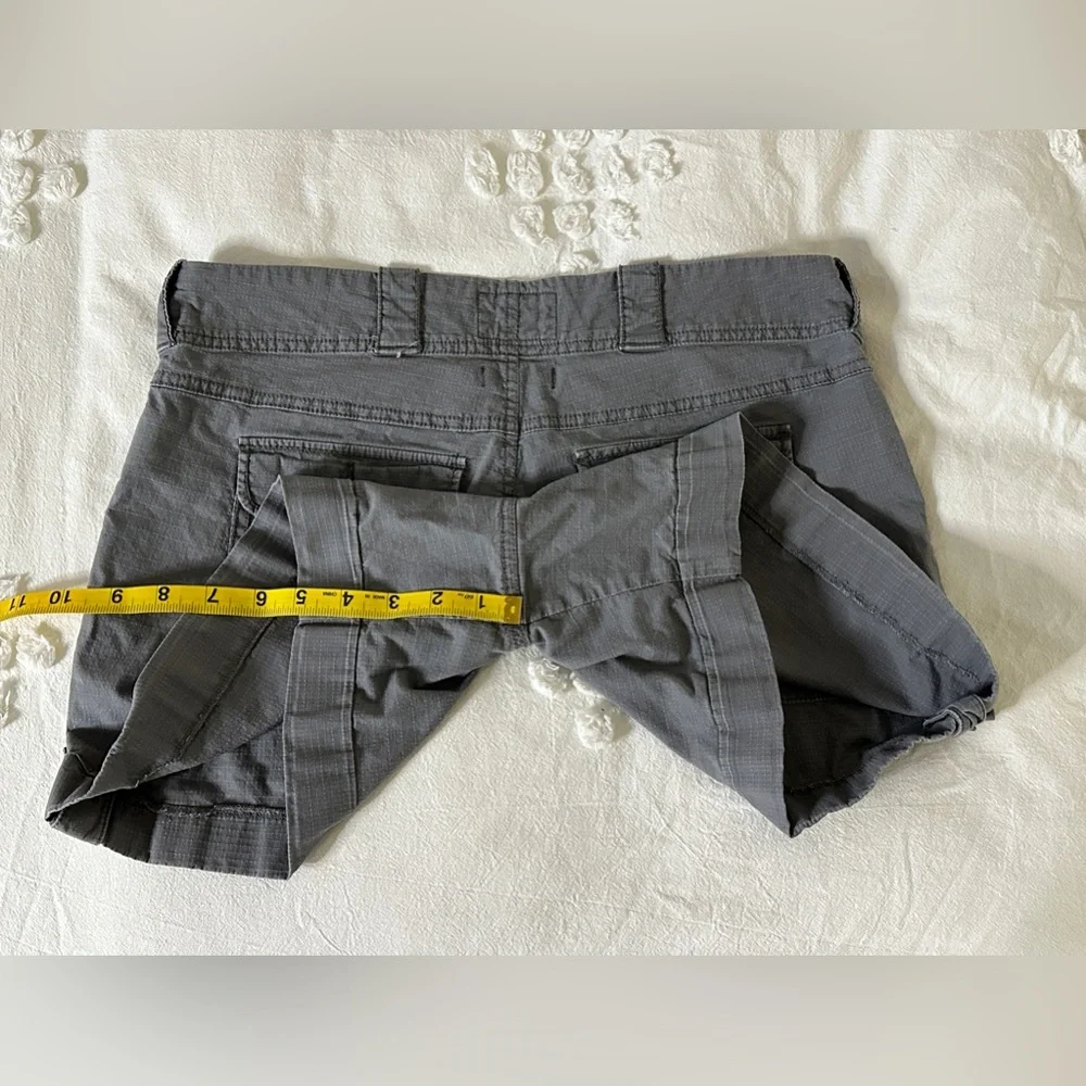 Vintage 90s The North Face Cargo Shorts - Grey - 6 - Picture 10 of 12
